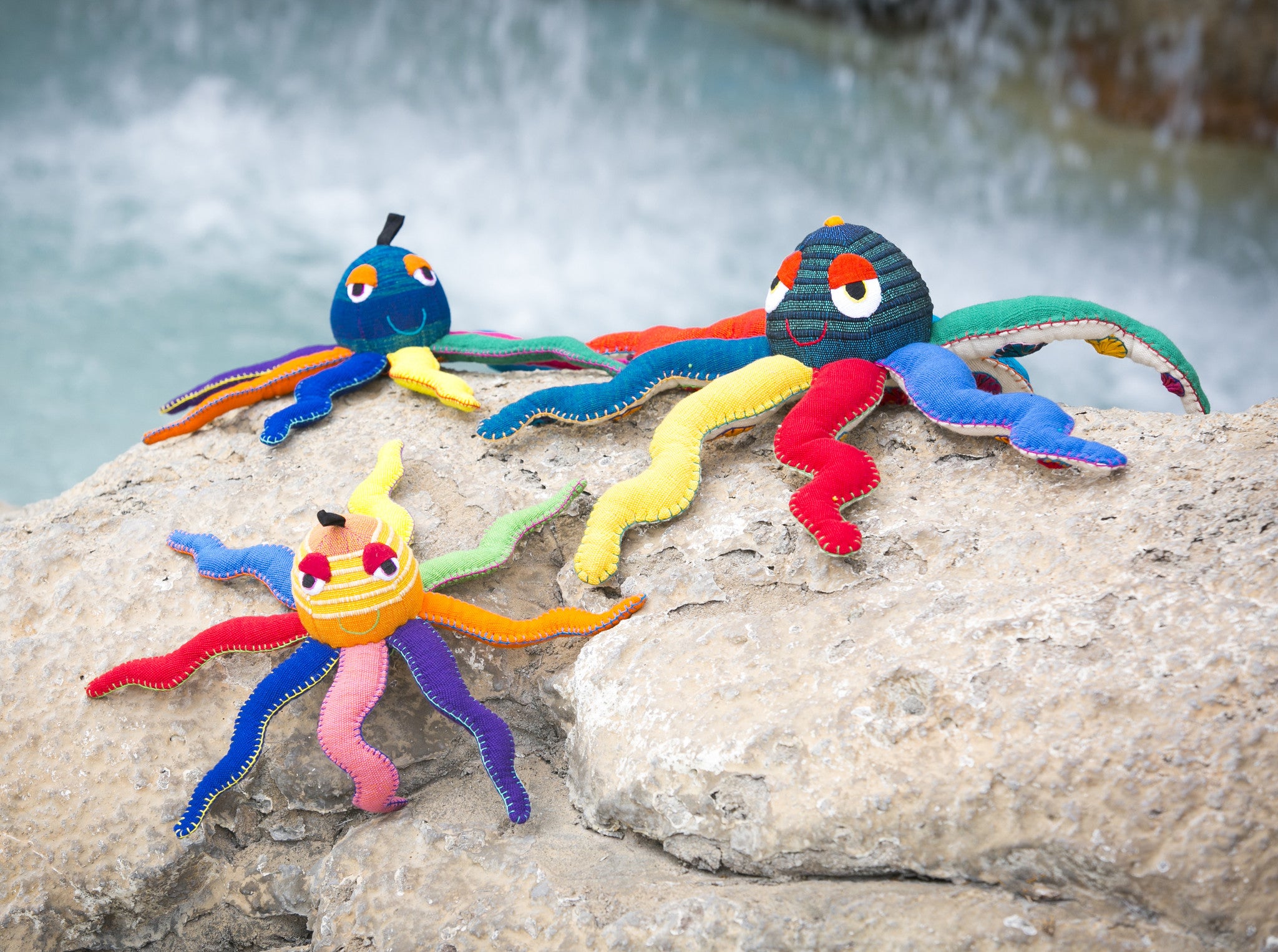 Octopus – Enjoying a day in the sun! (Olivia and Oliver shown in small size & Oliver shown in large size)