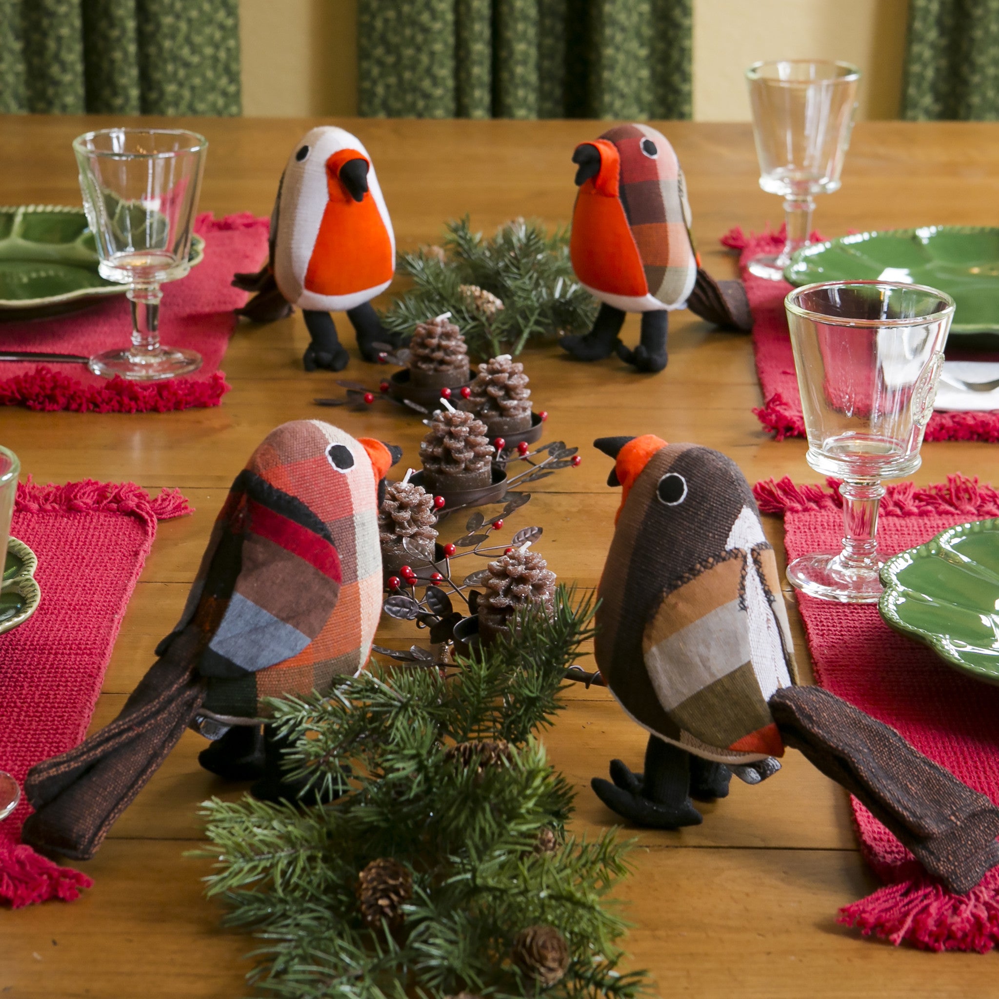Red Robins will be the perfect addition to your table centerpiece!