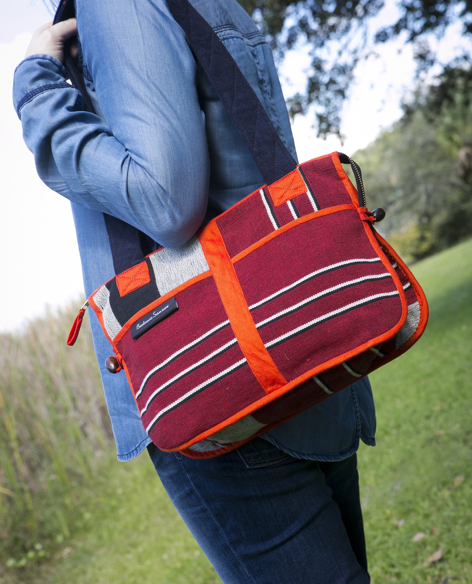 Expandable messenger bag new arrivals